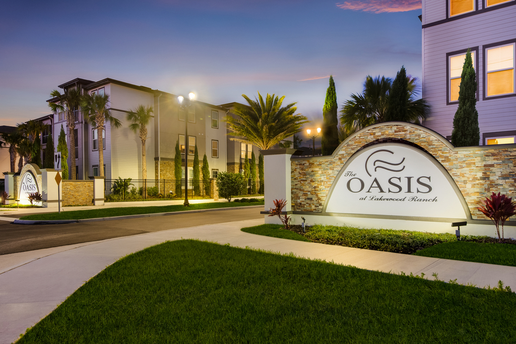 Foto principal - The Oasis at Lakewood Ranch