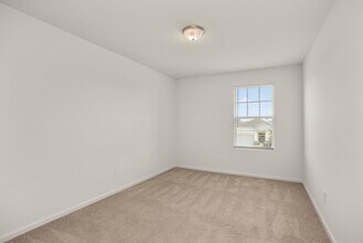 Building Photo - 10137 Pappas Dr