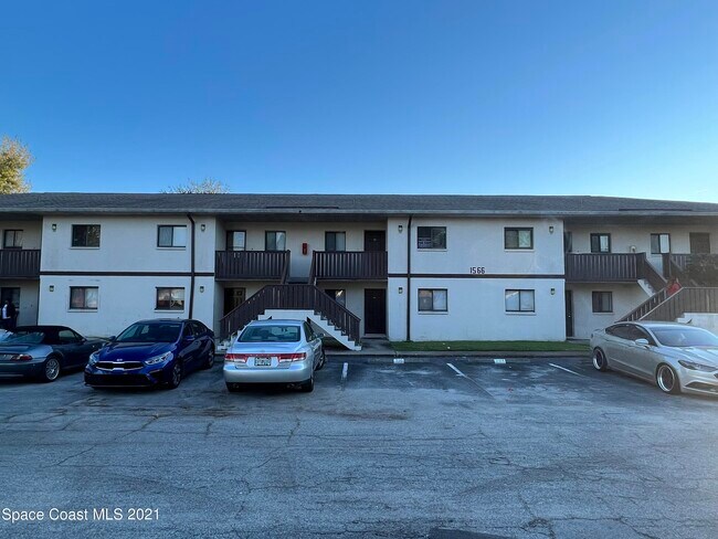 Foto del edificio - 1556 University Ln