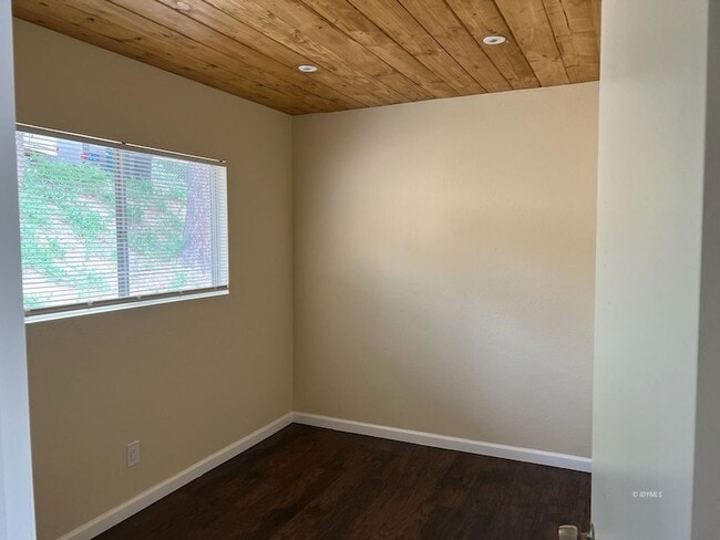 Building Photo - 25840 CA-243