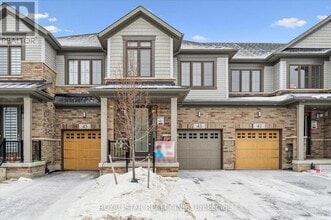 Building Photo - 43 Blacklock St