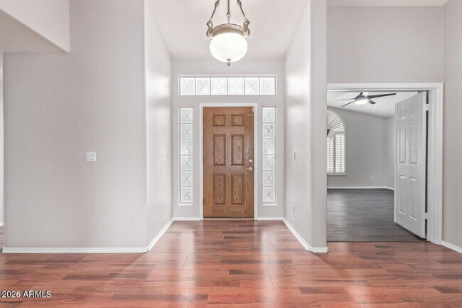 Building Photo - 4655 E Villa Maria Dr