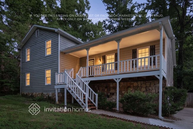 Building Photo - 902 Laurel Ct