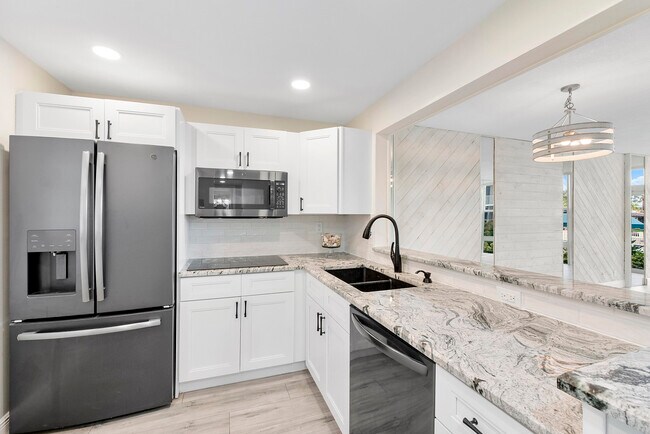 Foto del edificio - 1391 S Ocean Blvd