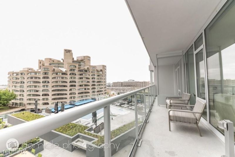 Foto principal - 2 br, 2 bath Apartment - 721 S Wells