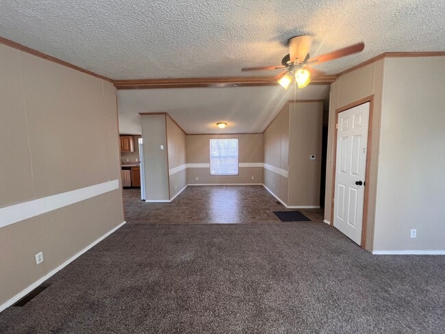 Building Photo - Spacious 5 Bedroom, 3 Bath Home with finished basement – Near Merdian and Pawnee – Available Now!