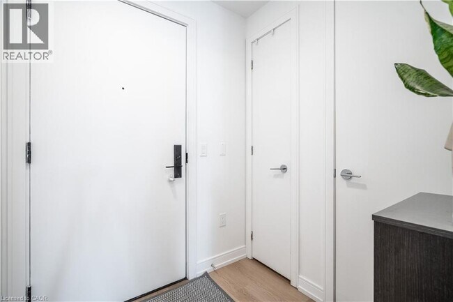 Photo du bâtiment - 1 Jarvis St