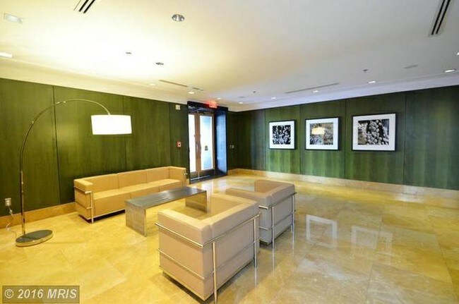 Vestíbulo - 910 M St NW