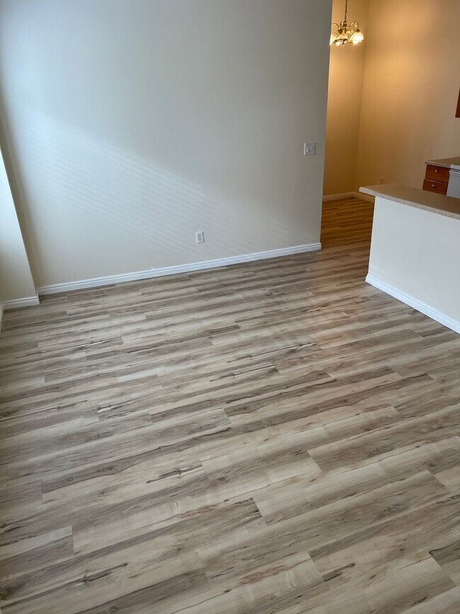 Foto del edificio - Holly St. - 1307/1309