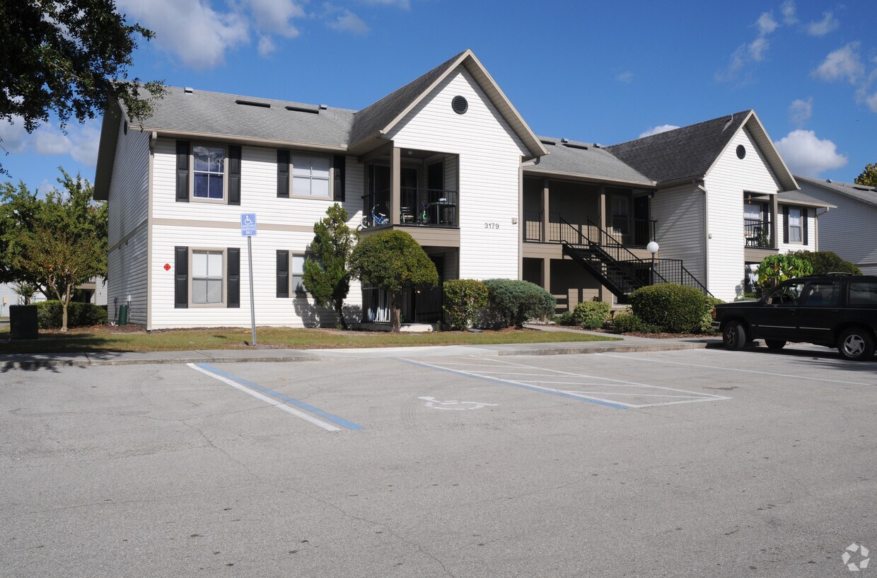Crestwood Apartments Alquileres en Saint Cloud, FL