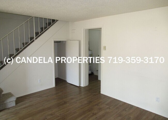Foto del edificio - TWO BED TOWNHOME IN WEST COS