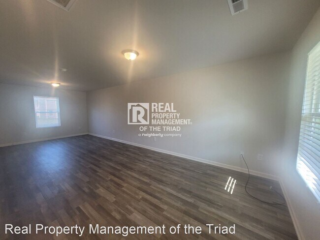 Foto del edificio - 3 br, 2.5 bath House - 18 Covey Court