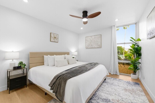 Building Photo - 3050 Rue D’Orleans