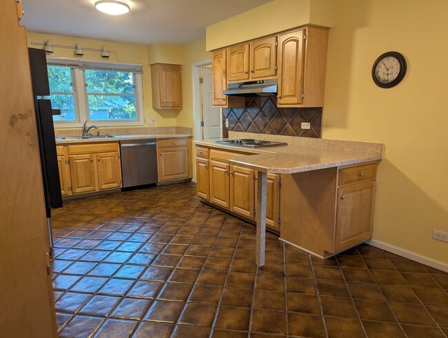 Building Photo - 406 Allonby Dr
