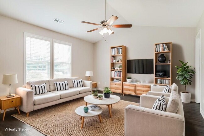 Foto del edificio - 900 Sandyhill Rd