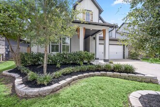 Building Photo - 311 Pilazzo St