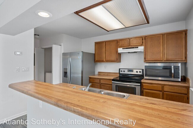 Foto del edificio - 2 br, 2.5 bath House - 4540 Genoa Circle