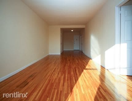 Building Photo - 8804 43rd Ave
