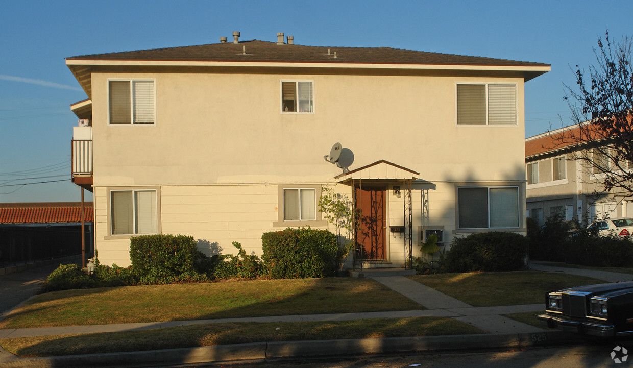 Building Photo - 525 S Eremland Dr