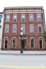 Building Photo - 136 E Water St