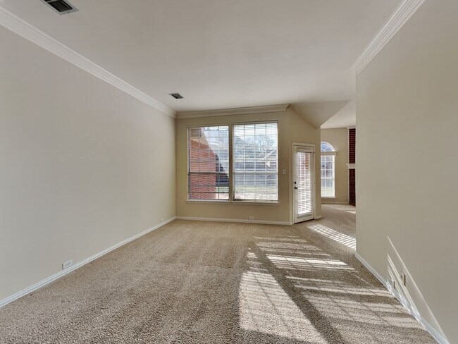 Foto del edificio - Stunning Home in the Highly Sought-After Wellington Addition!