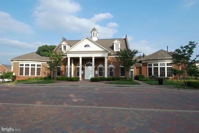 Foto del edificio - 413 Oak Knoll Dr