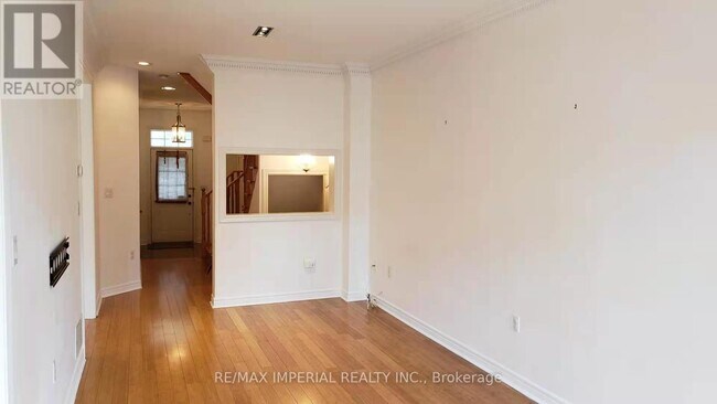 Building Photo - 25 Ruby Crescent