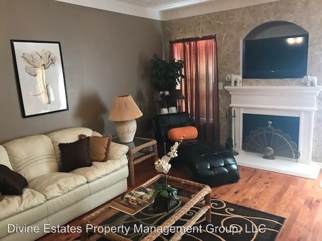 Building Photo - 3 br, 2.5 bath House - 3002 Heritage Villa Dr