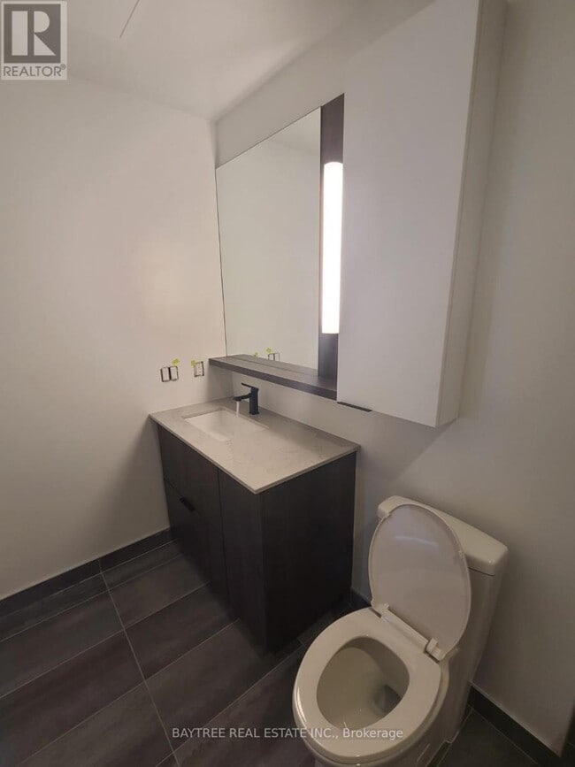 Building Photo - 5 Defries St