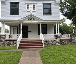 Building Photo - 601 1st St