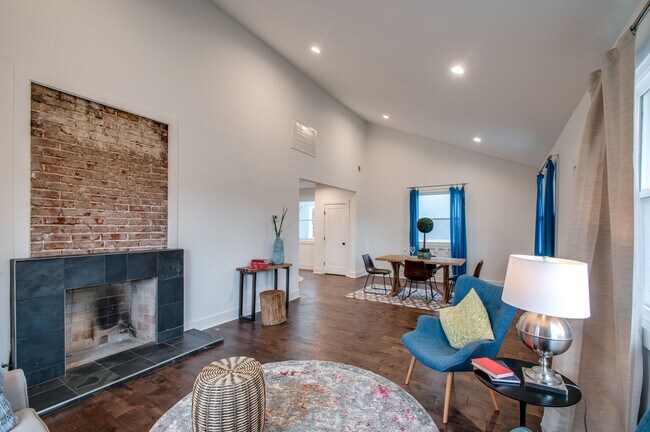 Foto del edificio - 1032 28th Ave N