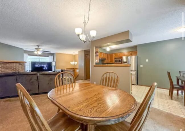 Building Photo - 902 Connecticut Ave