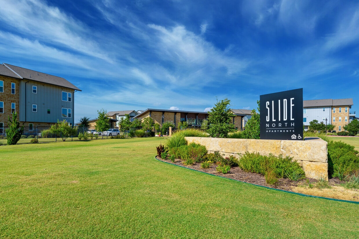 Slide North Apartments Lubbock