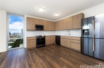 Building Photo - 1391 Kapiolani Blvd