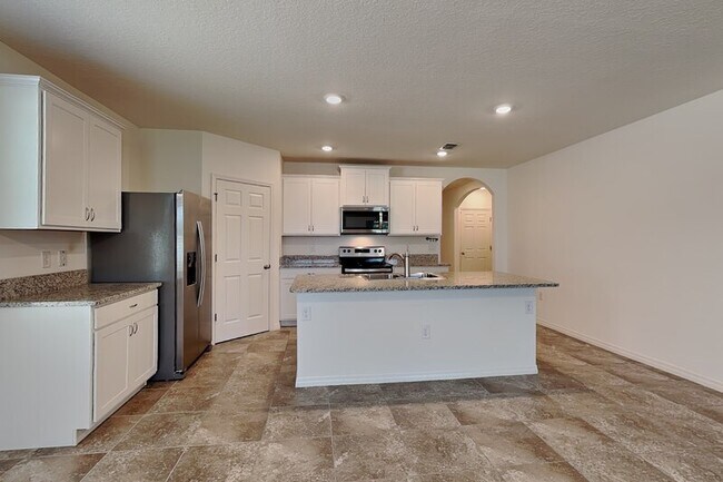 Foto del edificio - 3641 Peony Ct SE