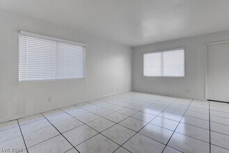 Building Photo - 5198 Greene Ln