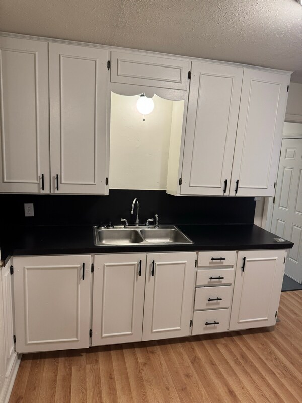 Foto del edificio - 2427 W Olive St