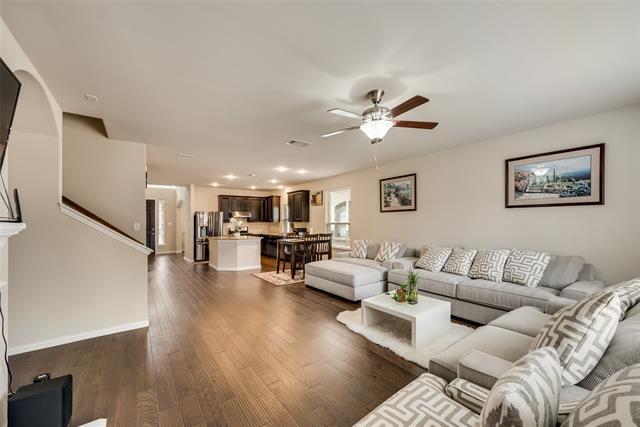 Foto del edificio - 1532 Cypress Garden Ln