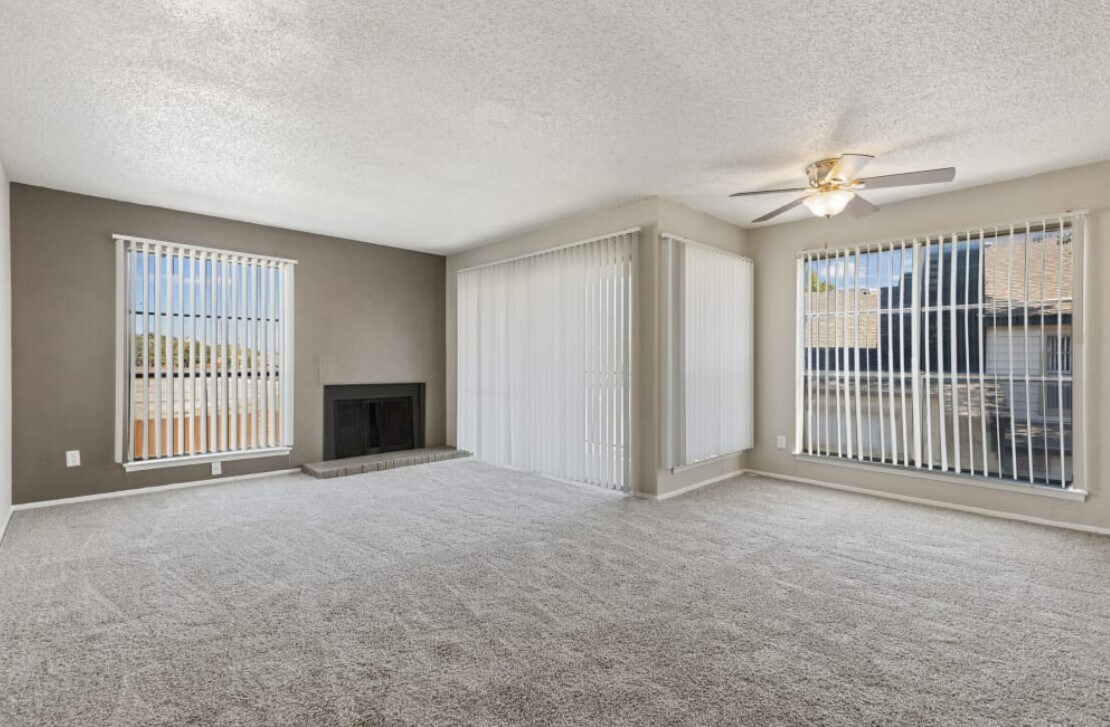 Villa Siena 3022 N Josey Ln Carrollton, TX Apartments for Rent in Carrollton