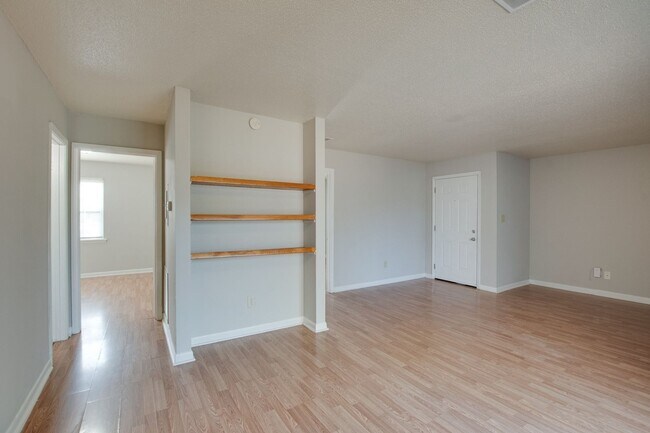 Foto del edificio - 4906 Cotton Row NW