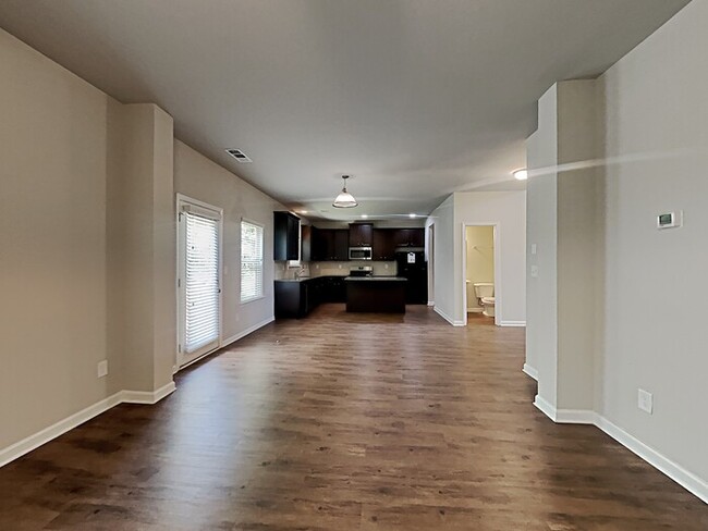 Building Photo - 4111 Bigsage Dr