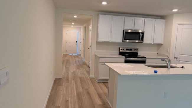 Building Photo - 8407 Clearway Dr