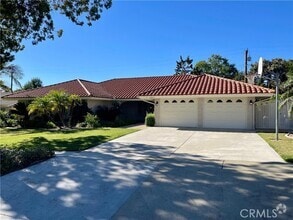 Building Photo - 1327 Stanford Way