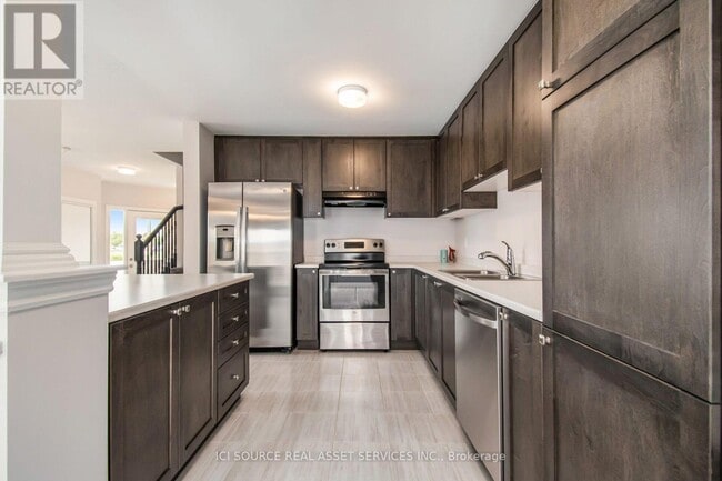 Building Photo - 53 Mudminnow Cres