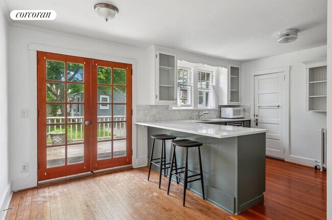 Building Photo - 43 Sherrill Rd