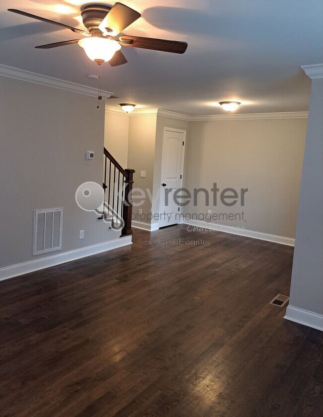 Foto del edificio - 3583 Crompton St