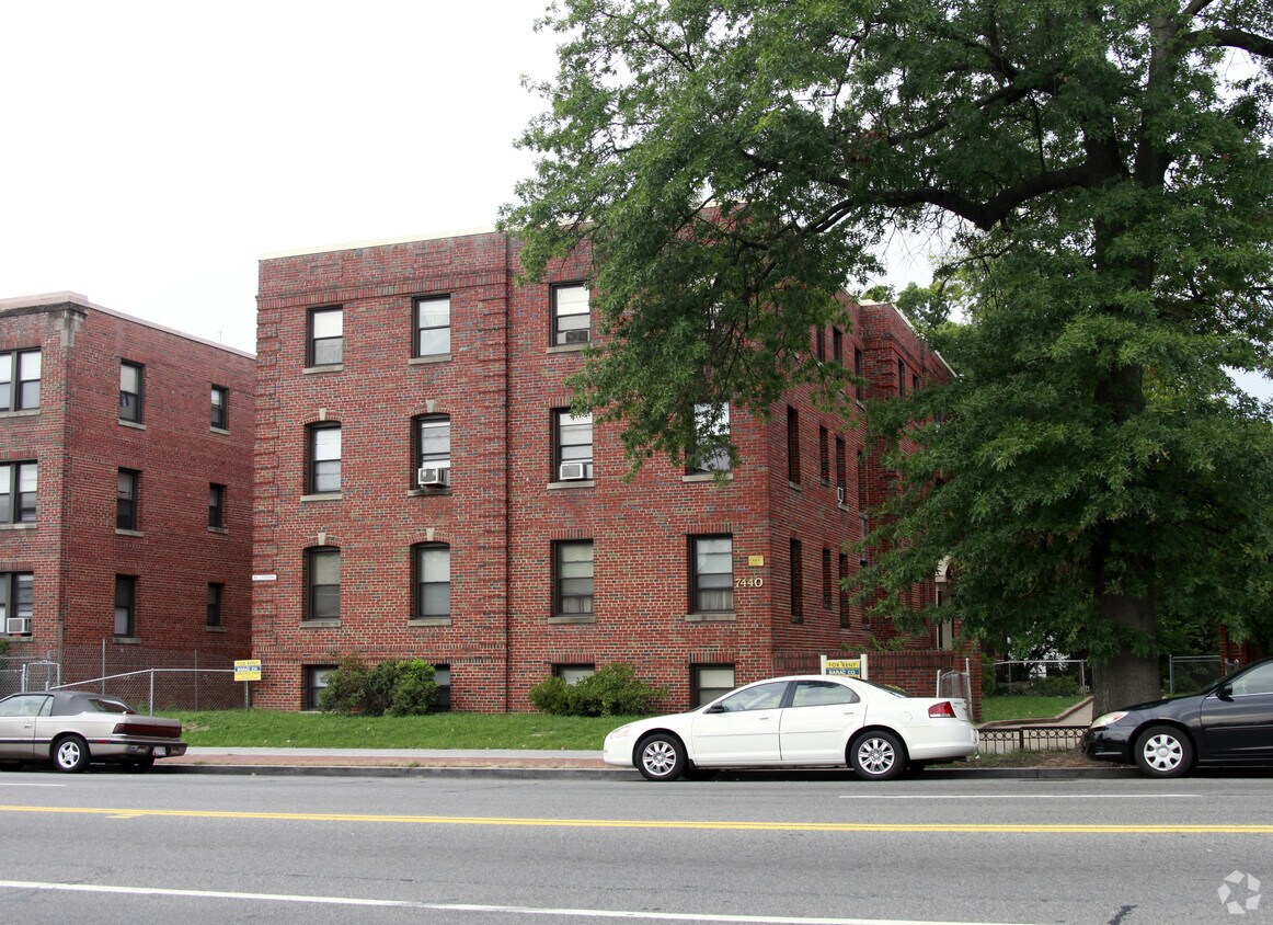 7440 Ave NW, Washington, DC 20012 Apartments in Washington