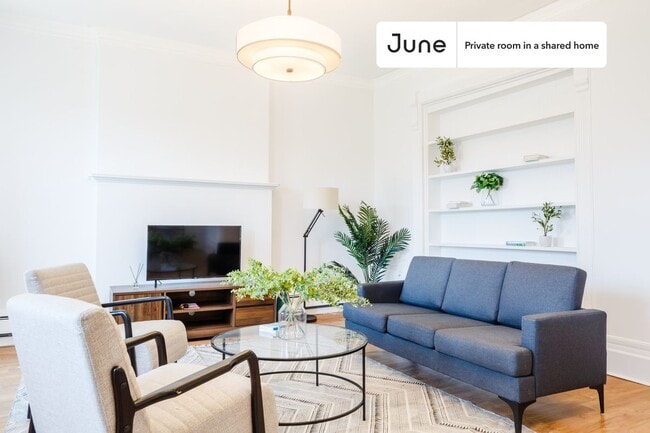 Foto del edificio - Room in Shared 4 bed/1 bath home