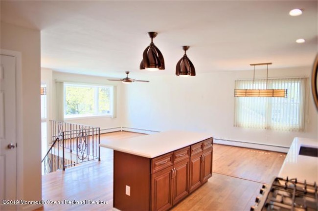 Foto del edificio - 230 Cedar Grove Rd