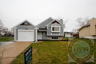 Building Photo - 7106 S 145th St